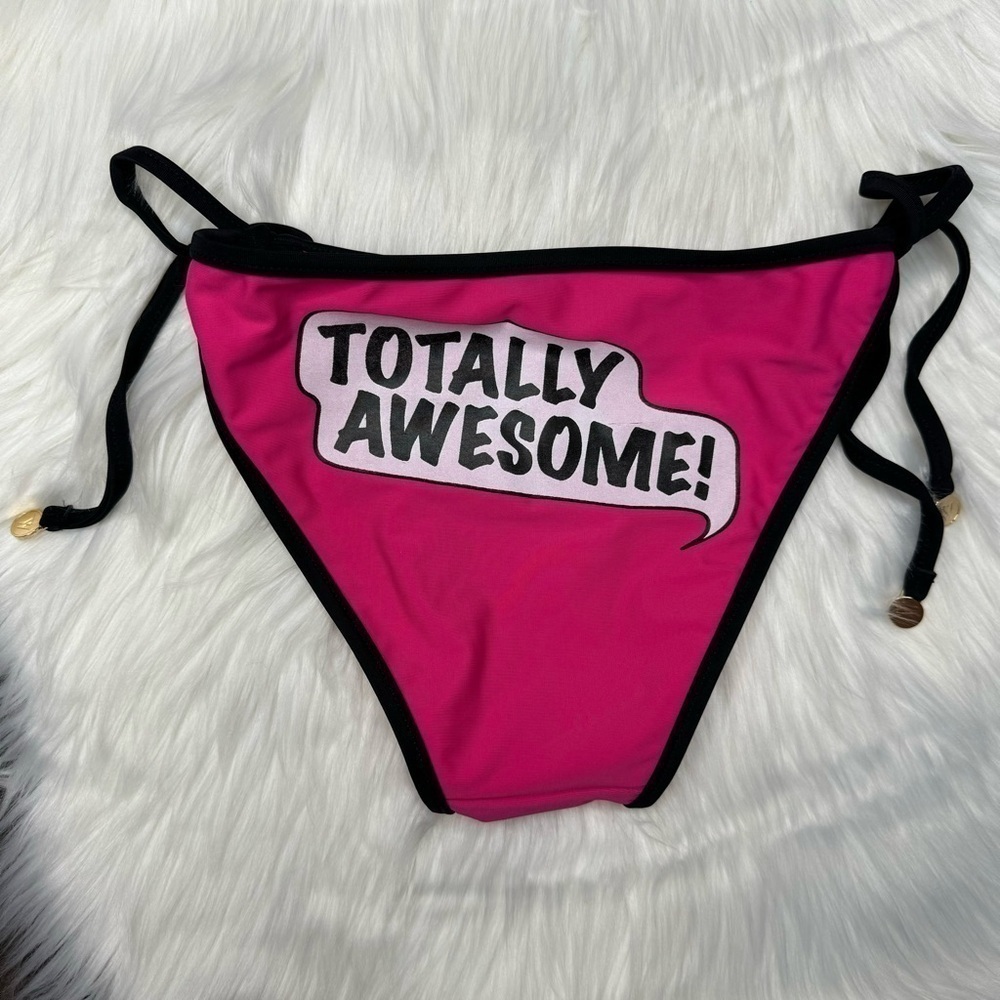 NWOT Wildfox String Bikini Bottom